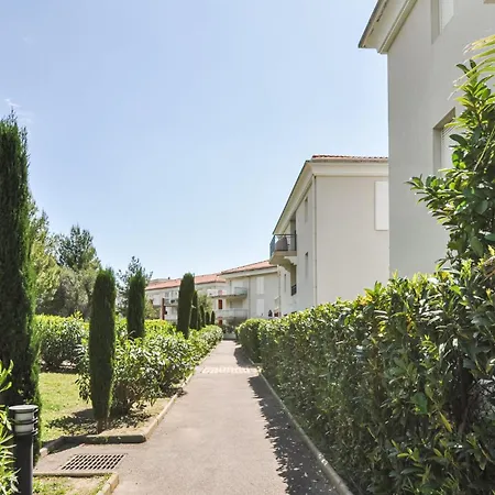 1 Bedroom Gorgeous In