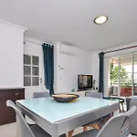 1 Bedroom Gorgeous In Апартаменты *