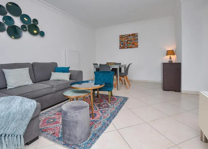 1 Bedroom Gorgeous In شقة *