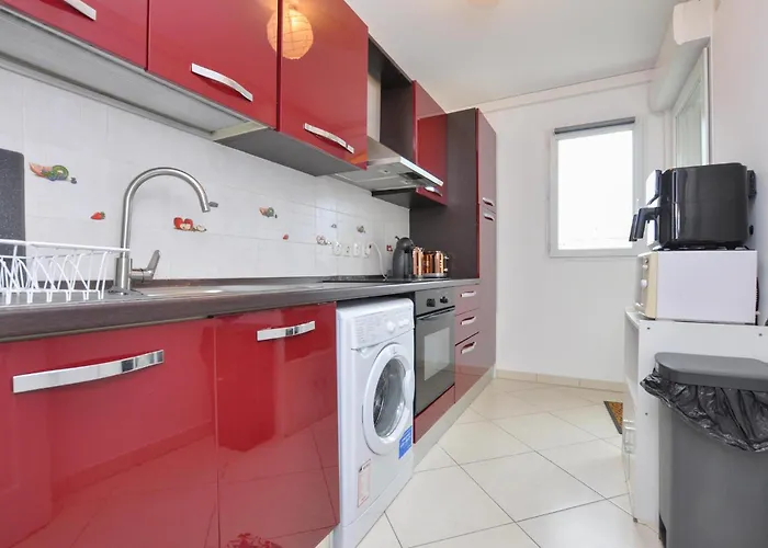 1 Bedroom Gorgeous In * أنتيب
